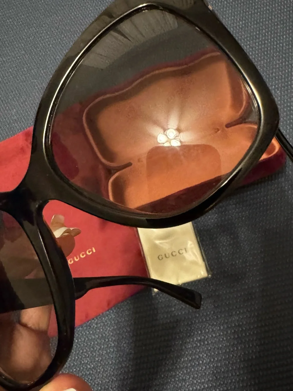 Gucci Black Frame Sunglasses (Gucci GG0459S 001)